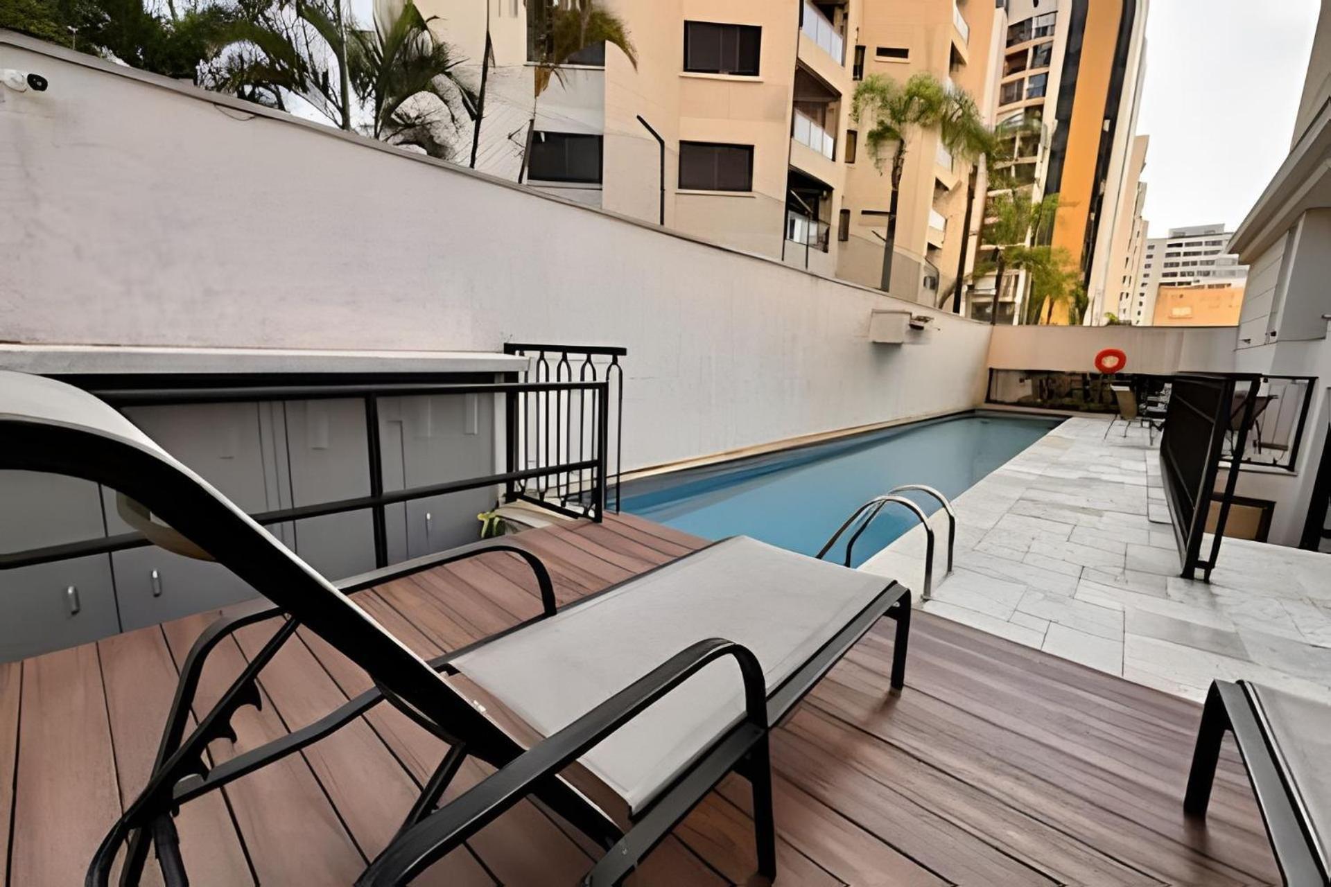 Flats Em Moema: Metro, Wifi, Ar E Manobrista São Paulo